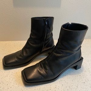 Leather square toe boot